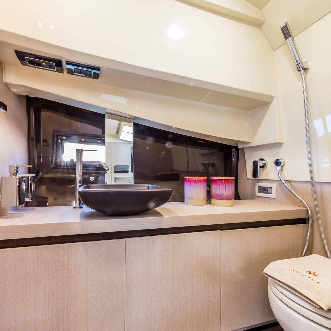 invictus-320gt-meta-i-4