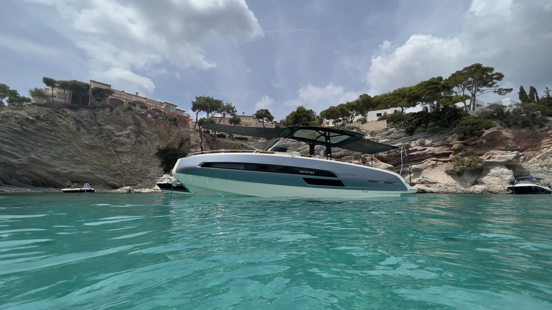 invictus-320gt-meta-i-6