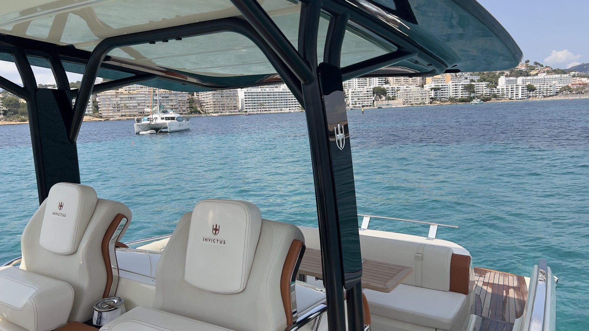 invictus-320gt-meta-i-14