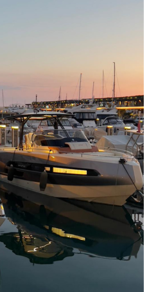 barco alquiler port adriano